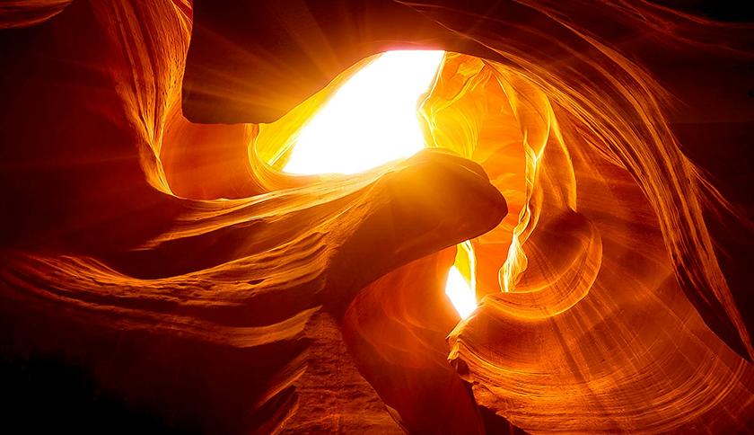 凯发天生一触即发制药盛装参展2024西鼎会，共绘健康产业新蓝图！